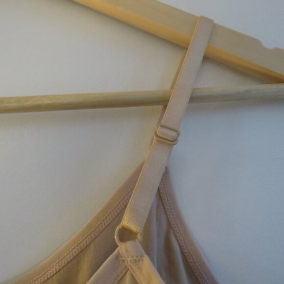 HEYSHAPE Snatched Thong Bodysuit Shapewear in Beige Stretch - Size M NWT - Picture 7 of 13